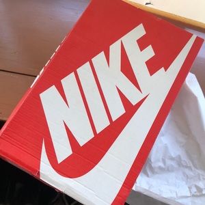 Nike Shoes - Nike Women’s Roshe Running Sneakers Nike Shoes - Nike Women’s Roshe Running Sneakers